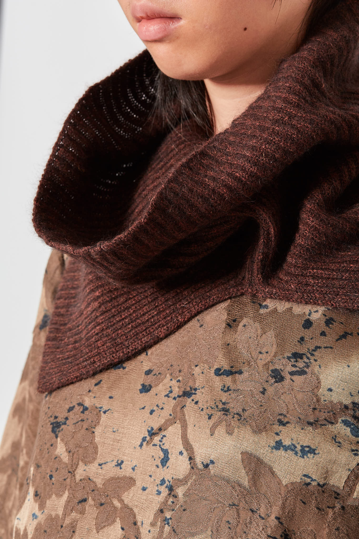 Neck - Brown/Red