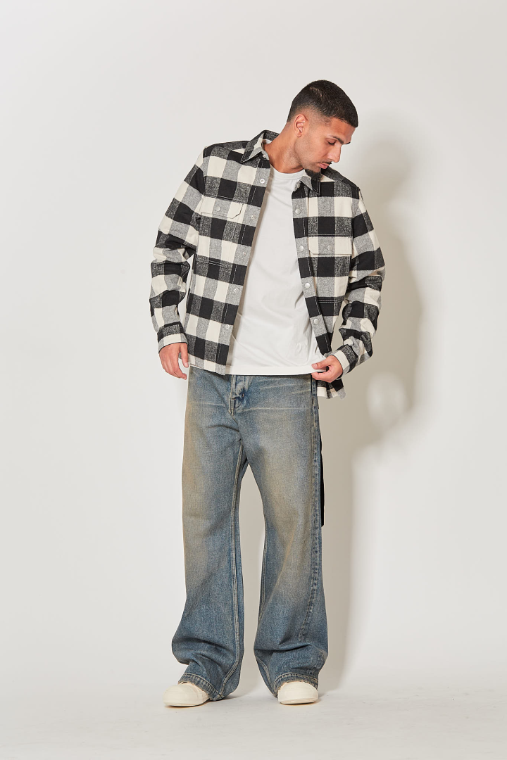 Cropped Outershirt - Black Plaid